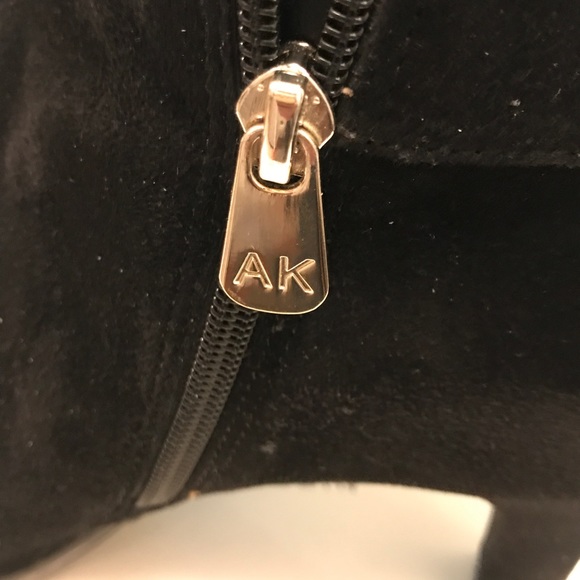 Anne Klein Black Suade Boots 8M 3” HEEL PREOWNED Gold toned accents - Picture 4 of 7